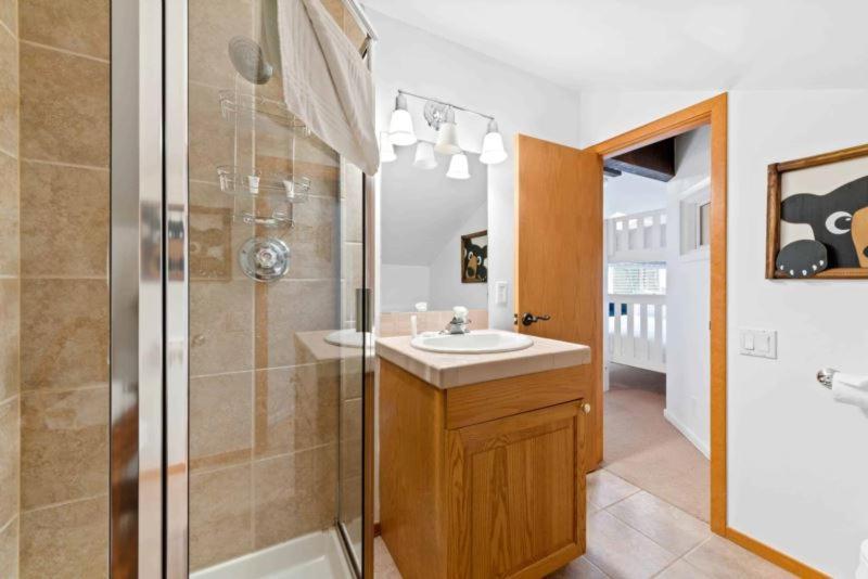 Ridgepoint Townhome 198 By East West Hospitality Beaver Creek Buitenkant foto