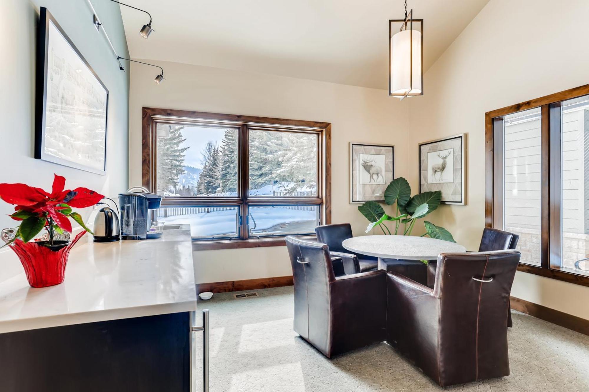 Ridgepoint Townhome 198 By East West Hospitality Beaver Creek Buitenkant foto